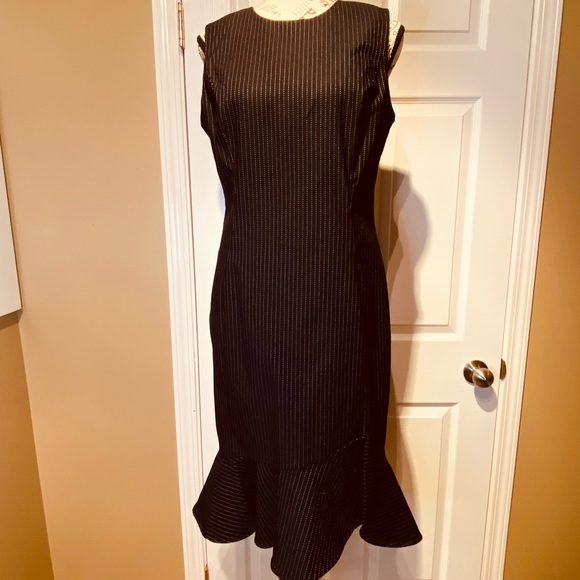 Calvin Klein Black/White Pinstripe Pencil Dress Zipper in the back - Picture 2 of 16